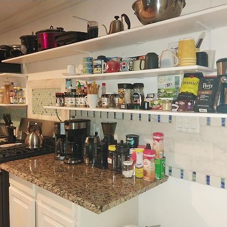 Private Guest House 2 Bedrooms & 2 Baths Near Grace Bay Beach & Long Bay Beach. Екстериор снимка