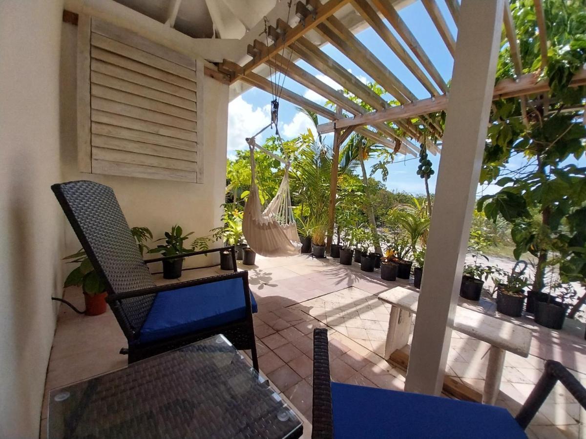 Private Guest House 2 Bedrooms & 2 Baths Near Grace Bay Beach & Long Bay Beach. Екстериор снимка