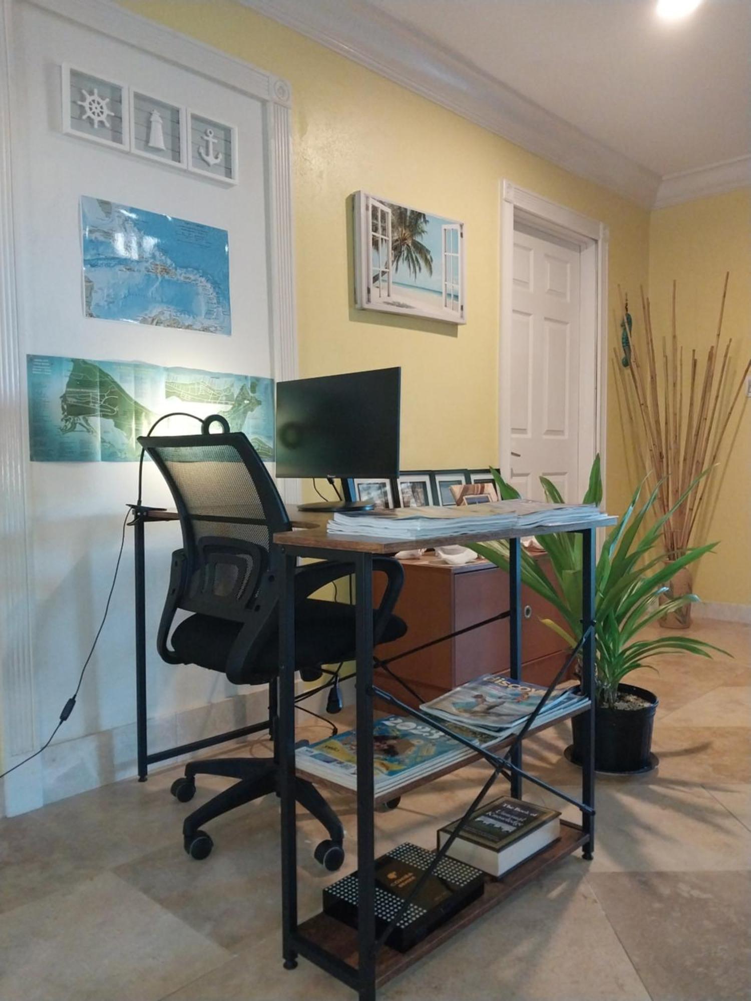 Private Guest House 2 Bedrooms & 2 Baths Near Grace Bay Beach & Long Bay Beach. Екстериор снимка